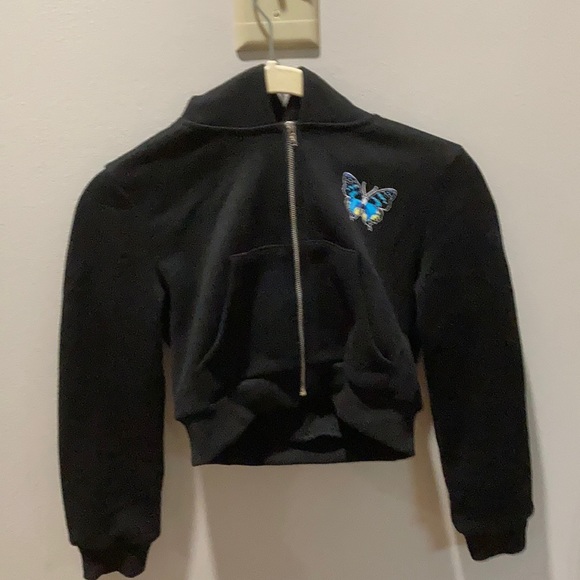 SHEIN Other - Kids cropped sweatshirt